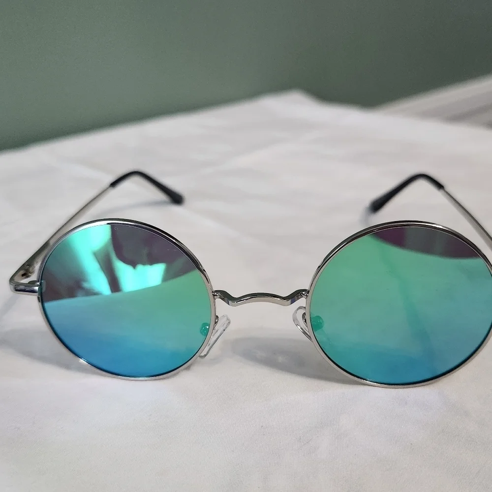 Silver Frame Green Lens Sunglasses